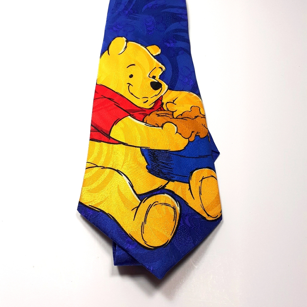 Winnie the Pooh Mens Necktie